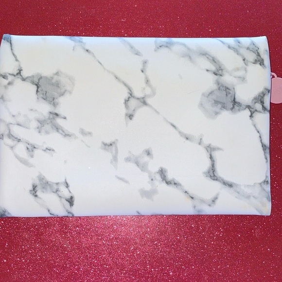 3/$10 Ipsy Glam Bag New January 2020 Clean Slate Marbled Front Zip Makeup Bag - Picture 2 of 8